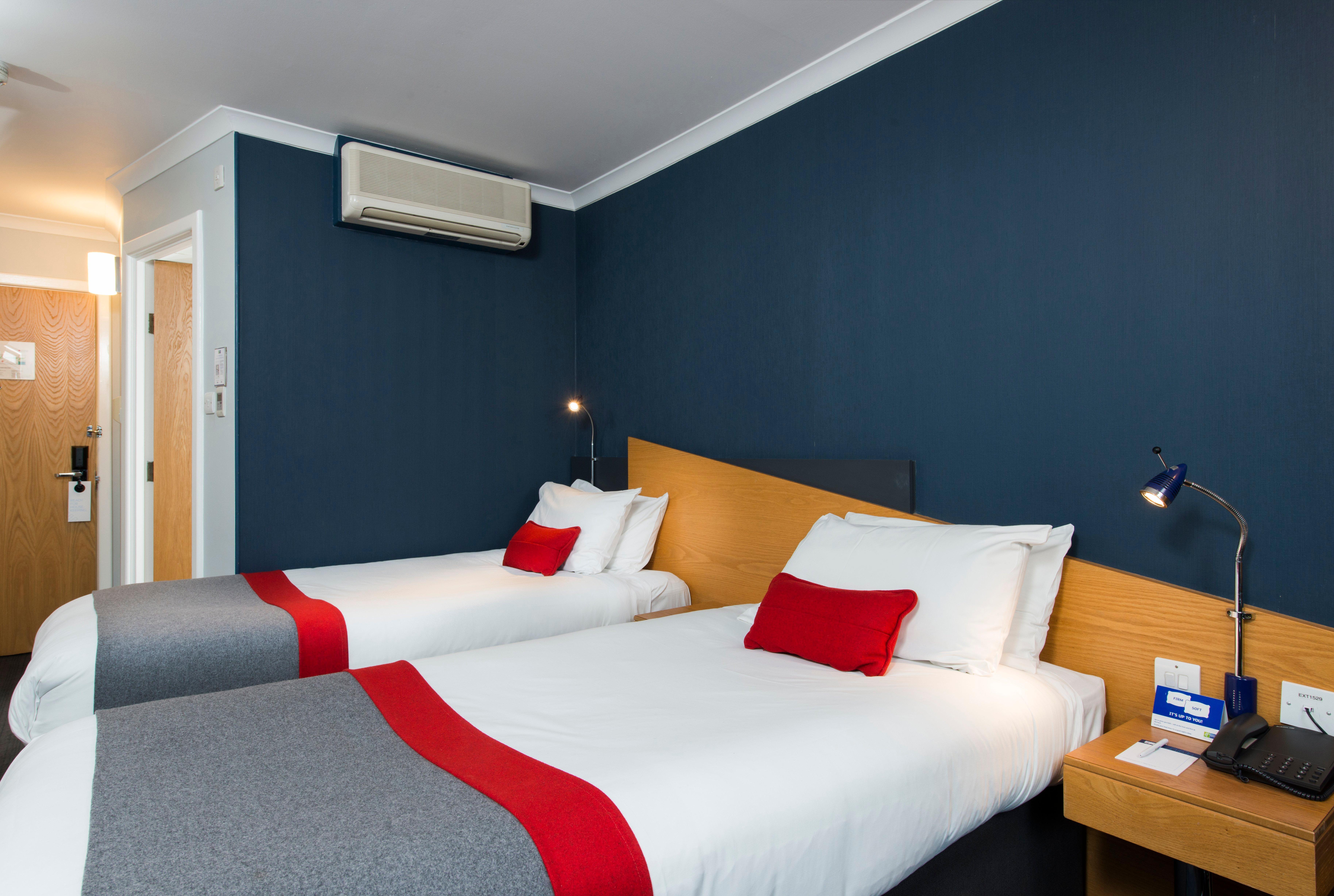 Holiday Inn Express Derby Pride Park By Ihg Eksteriør bilde