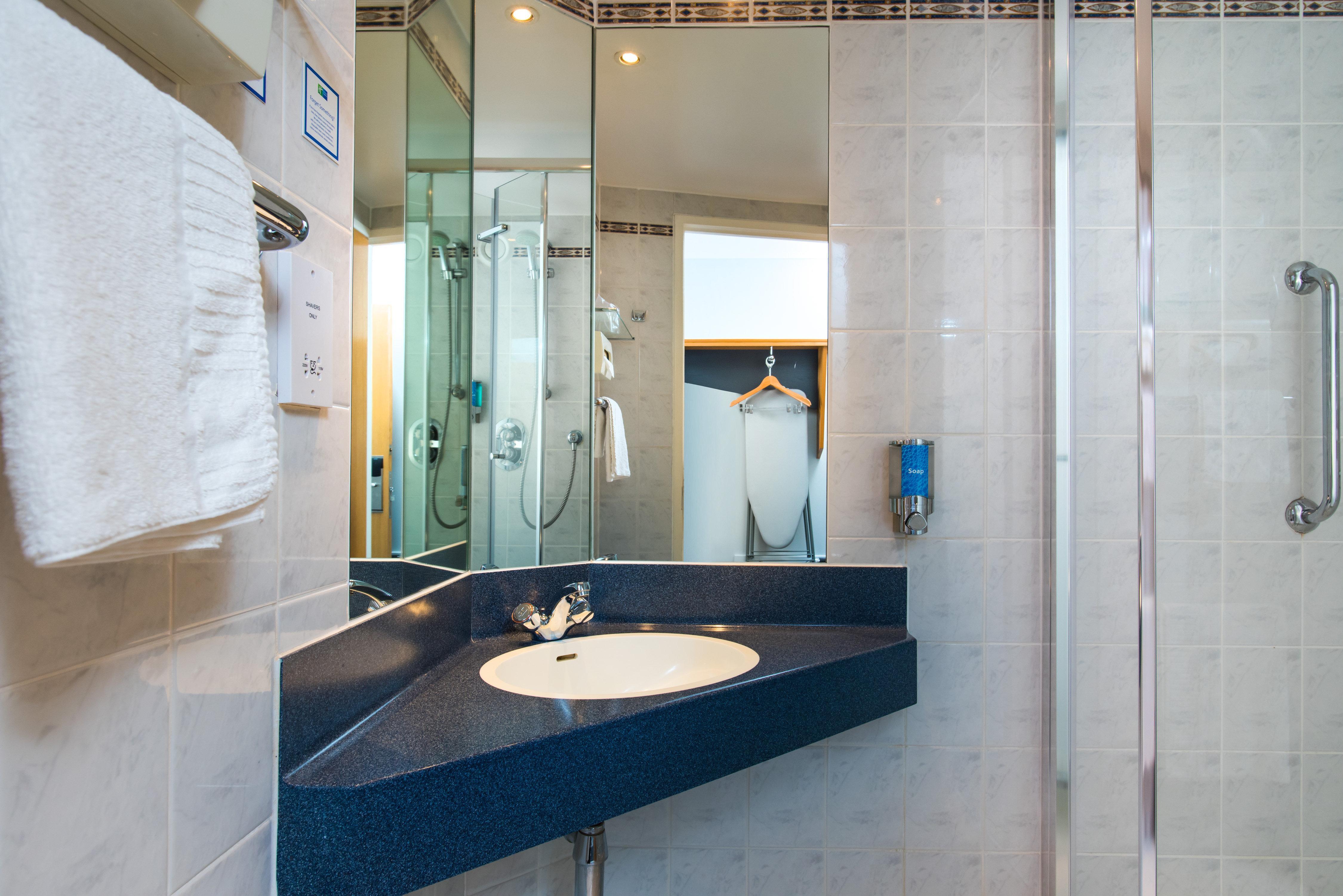 Holiday Inn Express Derby Pride Park By Ihg Eksteriør bilde