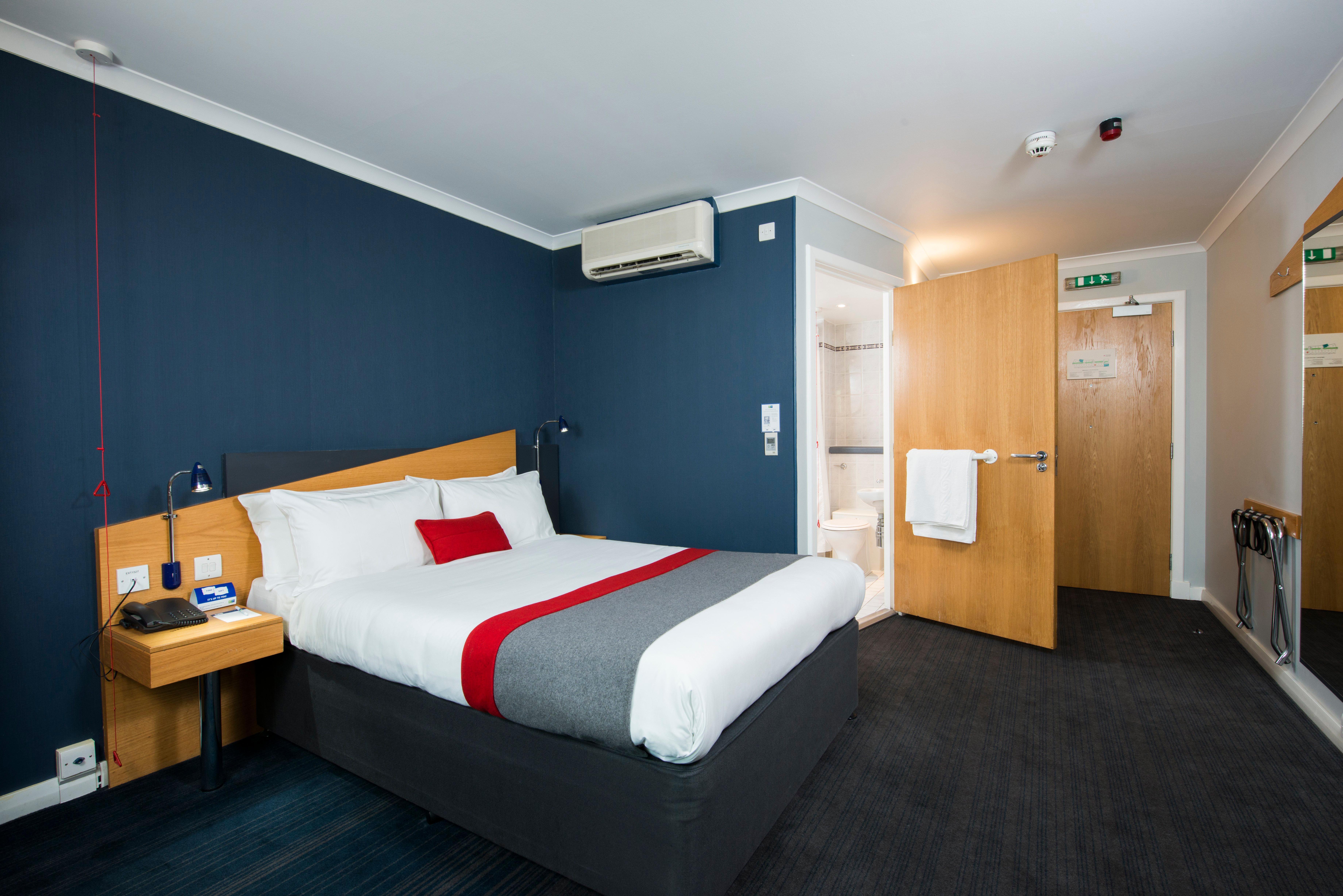 Holiday Inn Express Derby Pride Park By Ihg Eksteriør bilde