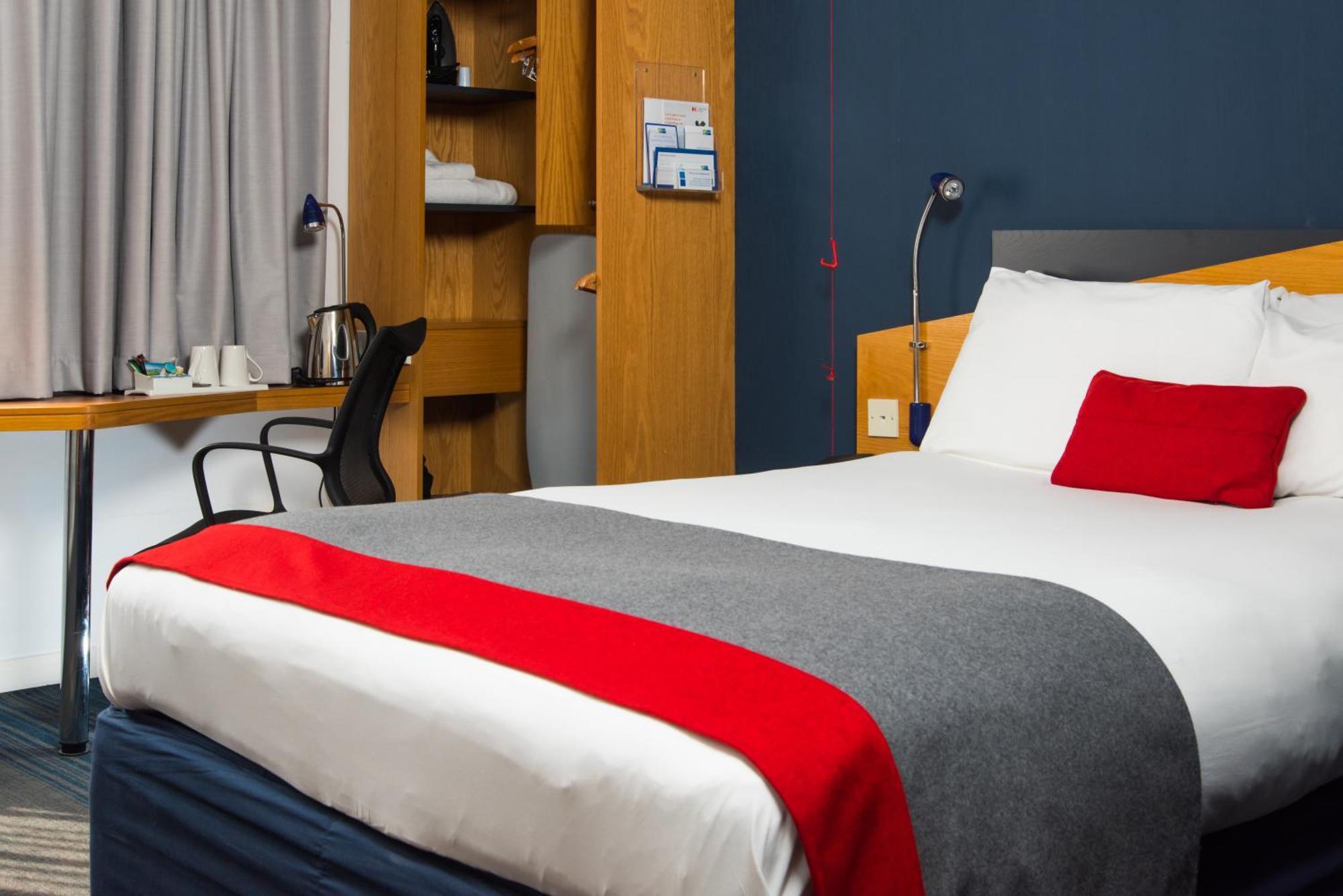 Holiday Inn Express Derby Pride Park By Ihg Eksteriør bilde