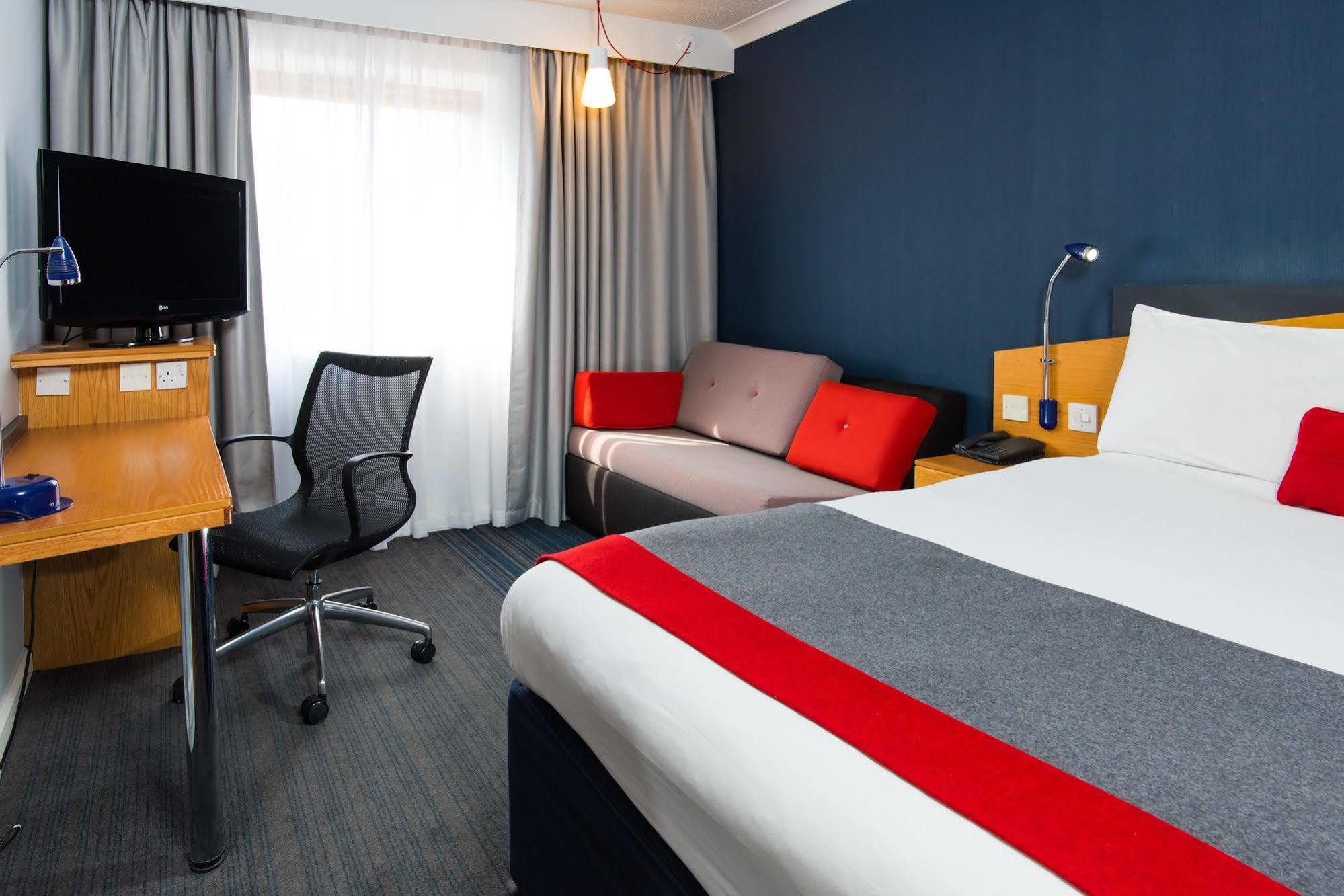 Holiday Inn Express Derby Pride Park By Ihg Eksteriør bilde