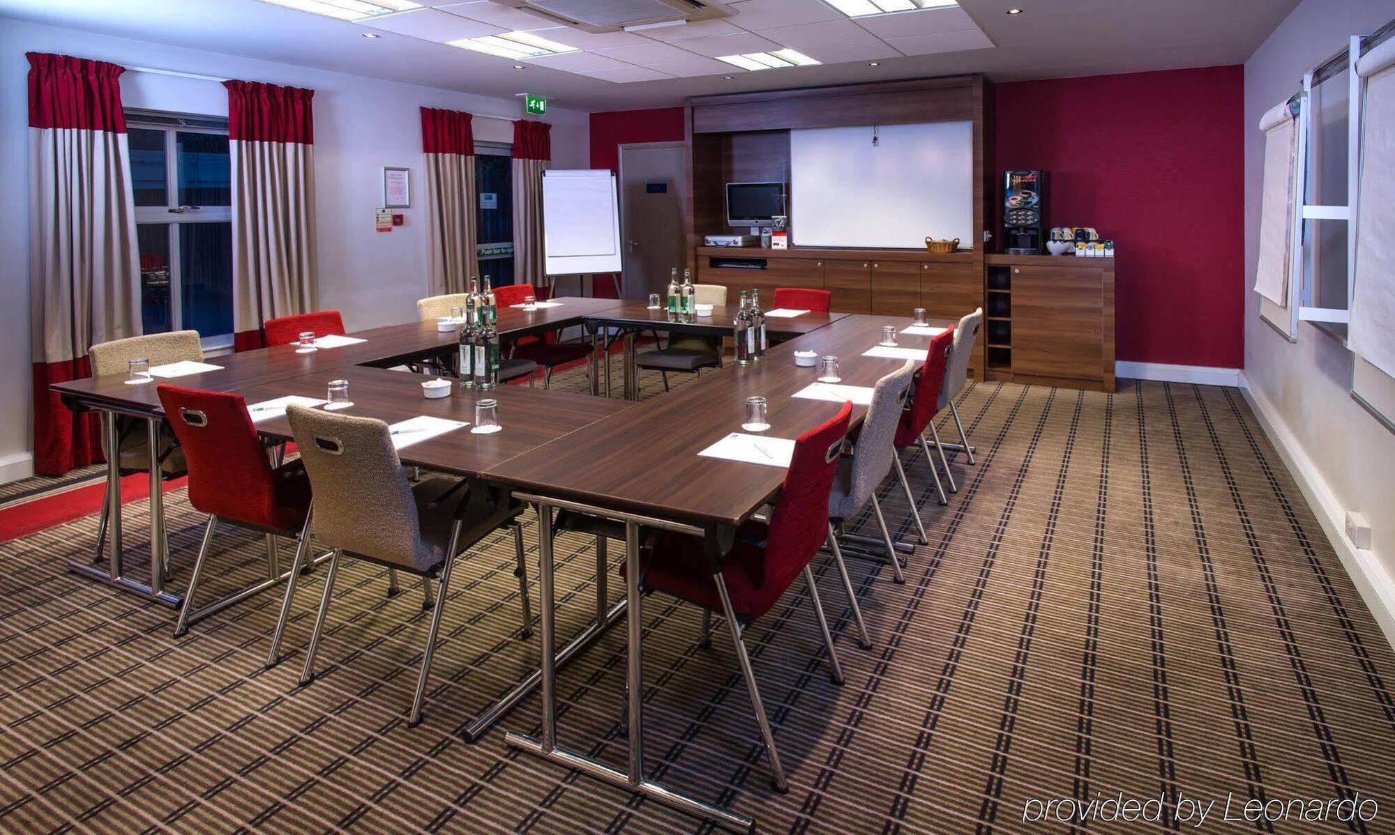 Holiday Inn Express Derby Pride Park By Ihg Eksteriør bilde