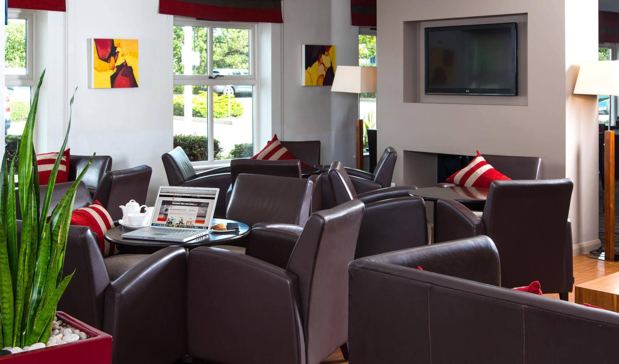 Holiday Inn Express Derby Pride Park By Ihg Eksteriør bilde